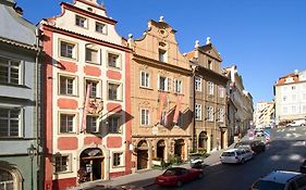 Red Lion Hotel Prag Exterior photo