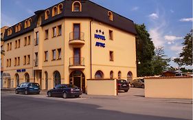 Attic Hotel Prag Exterior photo